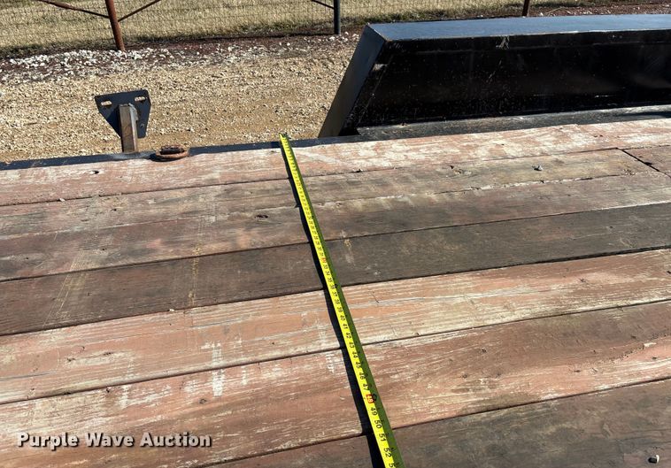 image for item FB3001 2005 Contrail equipment trailer