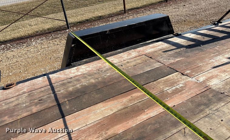 image for item FB3001 2005 Contrail equipment trailer