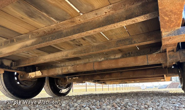 image for item FB3001 2005 Contrail equipment trailer