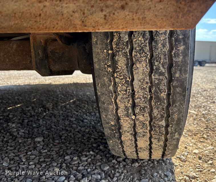 image for item FB3001 2005 Contrail equipment trailer