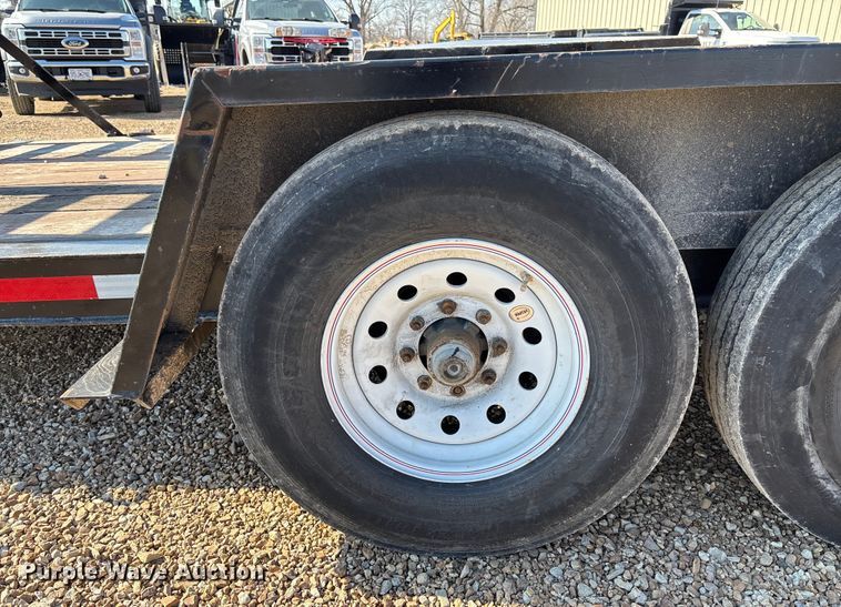 image for item FB3001 2005 Contrail equipment trailer