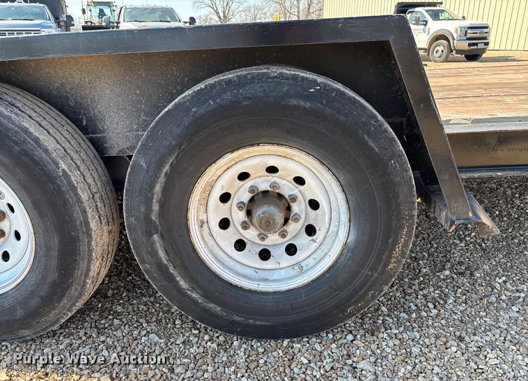 image for item FB3001 2005 Contrail equipment trailer