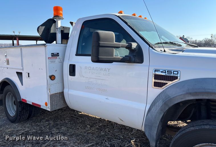image for item FB3002 2008 Ford F450 Super Duty utility / service truck