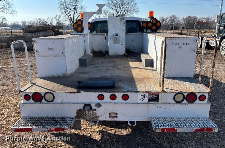 image for item FB3002 2008 Ford F450 Super Duty utility / service truck