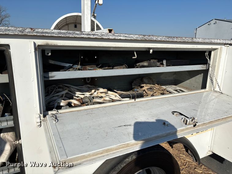 image for item FB3002 2008 Ford F450 Super Duty utility / service truck