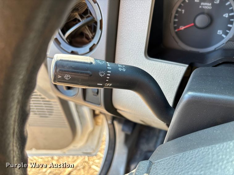 image for item FB3002 2008 Ford F450 Super Duty utility / service truck