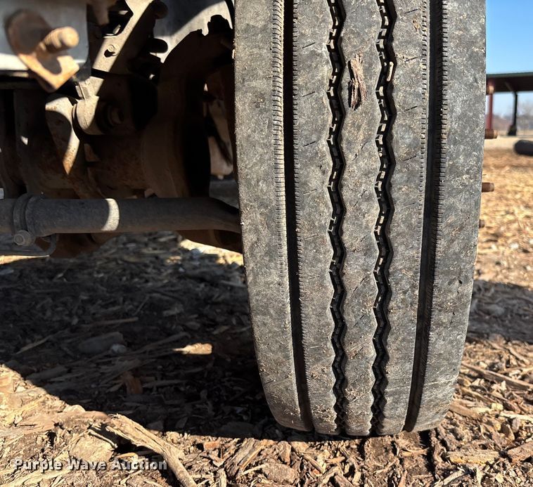 image for item FB3002 2008 Ford F450 Super Duty utility / service truck