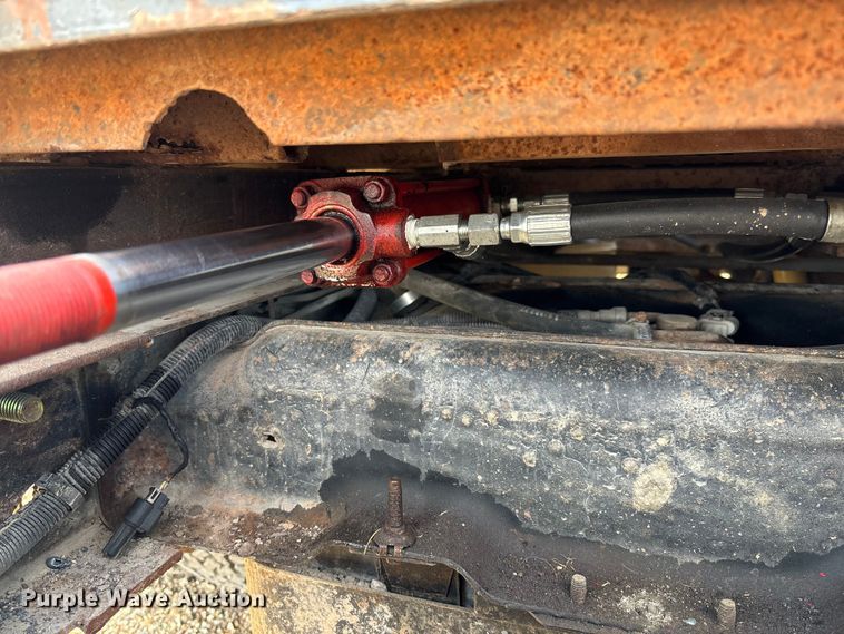 image for item FB3007 2009 Chevrolet Silverado 3500HD Ext. Cab bale bed pickup truck