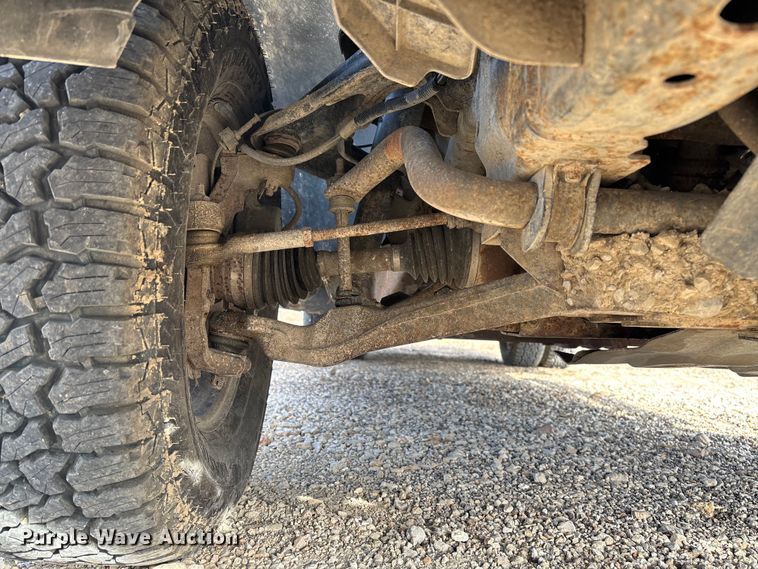 image for item FB3007 2009 Chevrolet Silverado 3500HD Ext. Cab bale bed pickup truck