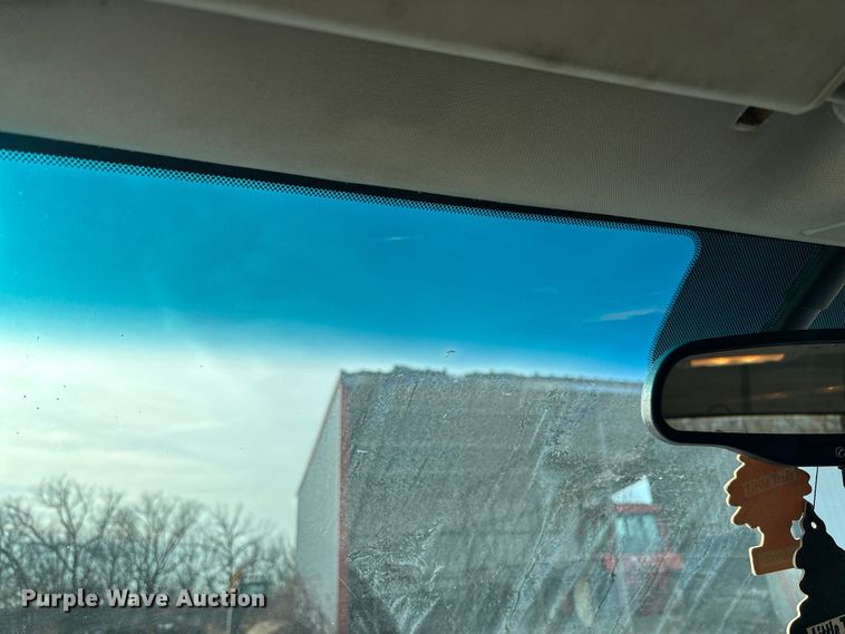 image for item FB3007 2009 Chevrolet Silverado 3500HD Ext. Cab bale bed pickup truck