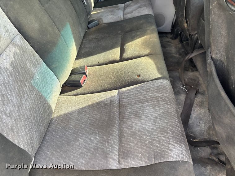 image for item FB3007 2009 Chevrolet Silverado 3500HD Ext. Cab bale bed pickup truck