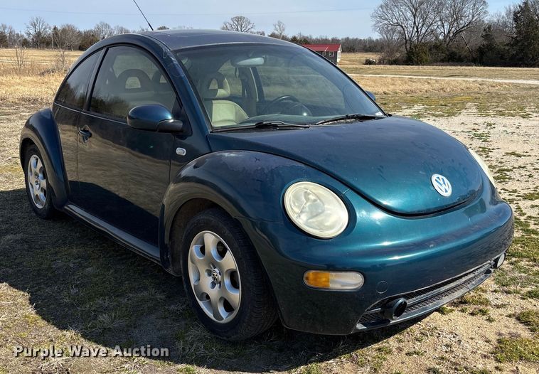 image for item FB3015 2002 Volkswagen Beetle 