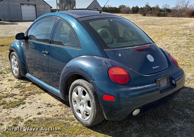 image for item FB3015 2002 Volkswagen Beetle 