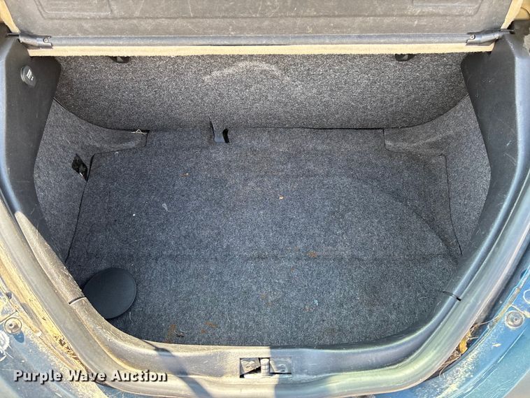 image for item FB3015 2002 Volkswagen Beetle 