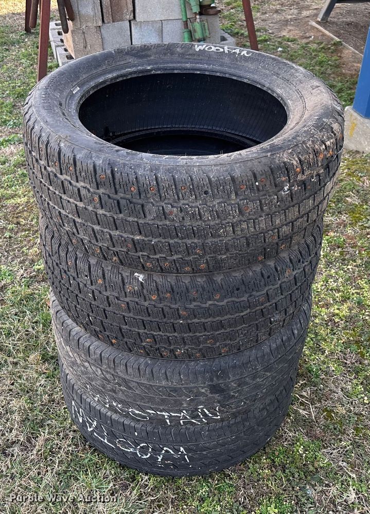 image for item FB3015 2002 Volkswagen Beetle 