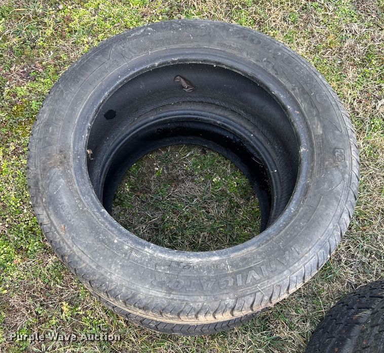 image for item FB3015 2002 Volkswagen Beetle 