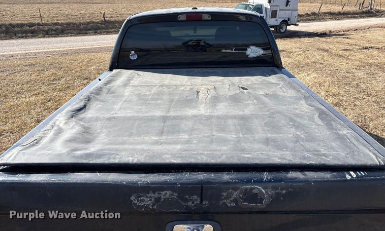 image for item FB3500 2006 Dodge Dakota Crew Cab pickup truck