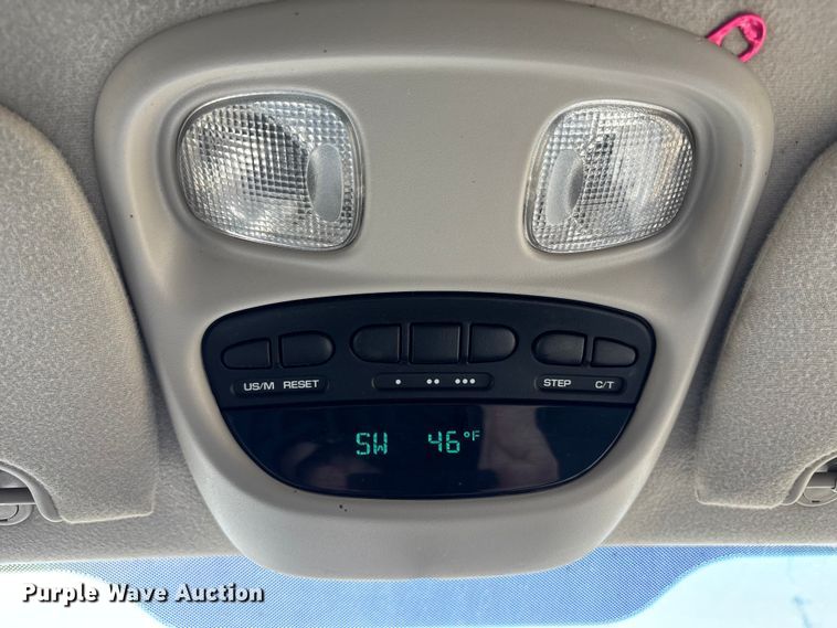 image for item FB3500 2006 Dodge Dakota Crew Cab pickup truck