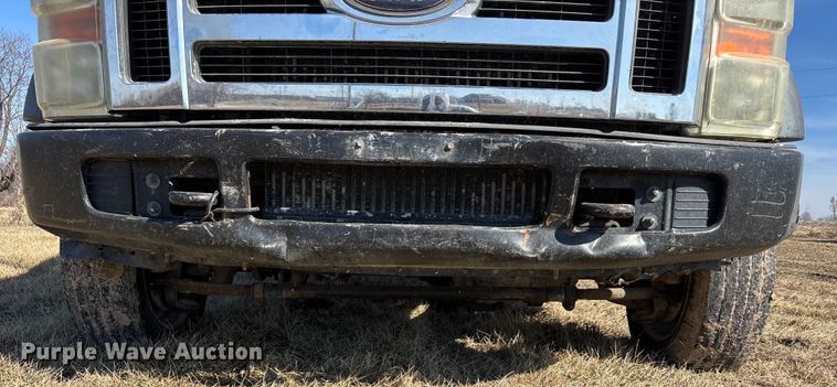 image for item FB3502 2008 Ford F450 Super Duty flatbed truck