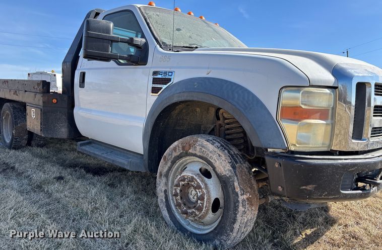 image for item FB3502 2008 Ford F450 Super Duty flatbed truck
