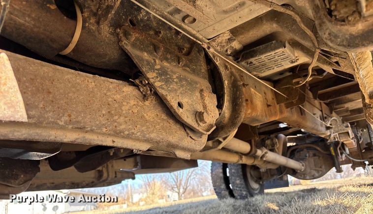 image for item FB3502 2008 Ford F450 Super Duty flatbed truck