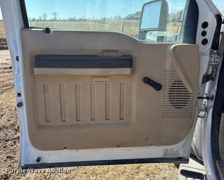 image for item FB3502 2008 Ford F450 Super Duty flatbed truck