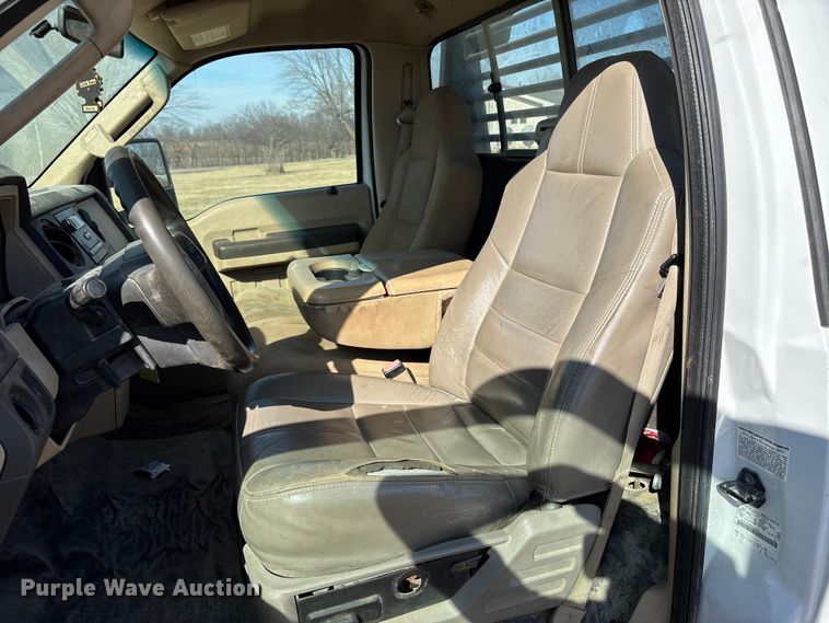 image for item FB3502 2008 Ford F450 Super Duty flatbed truck