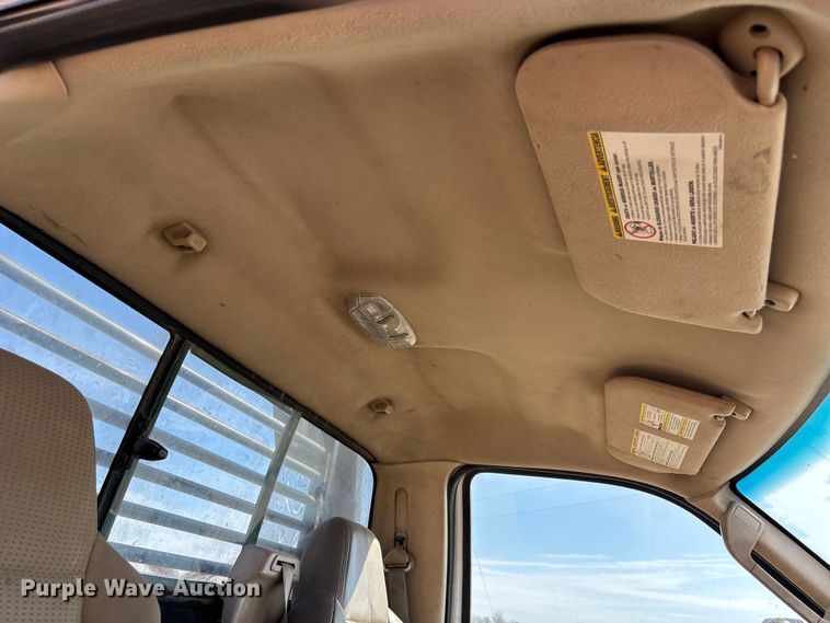 image for item FB3502 2008 Ford F450 Super Duty flatbed truck