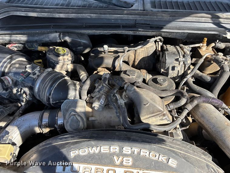 image for item FB3502 2008 Ford F450 Super Duty flatbed truck