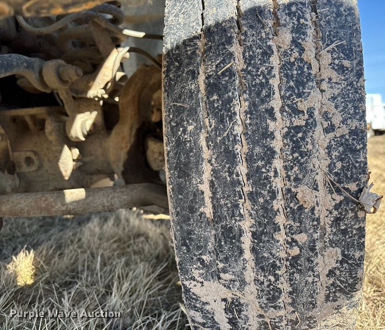 image for item FB3502 2008 Ford F450 Super Duty flatbed truck