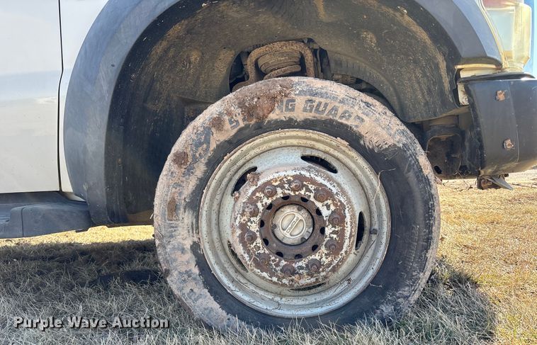 image for item FB3502 2008 Ford F450 Super Duty flatbed truck