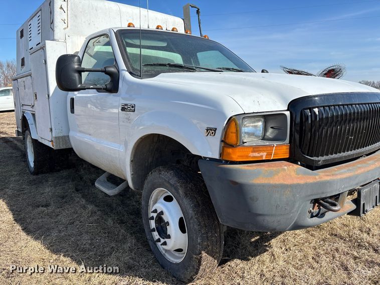 image for item FB3503 2000 Ford F450 utility / service truck