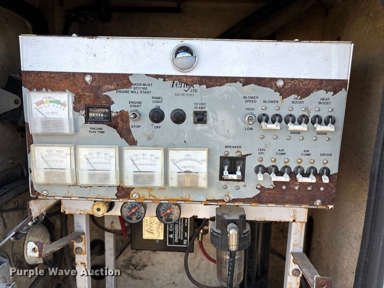 image for item FB3503 2000 Ford F450 utility / service truck