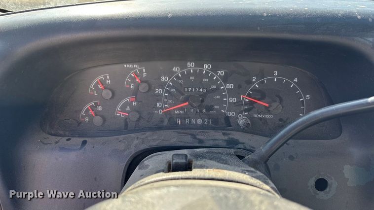 image for item FB3503 2000 Ford F450 utility / service truck