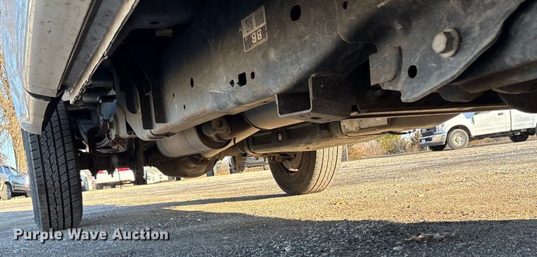 image for item FB3510 2017 Ford F350 Super Duty XL pickup truck