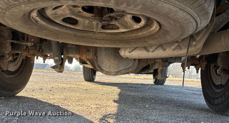 image for item FB3510 2017 Ford F350 Super Duty XL pickup truck