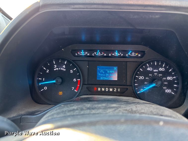 image for item FB3510 2017 Ford F350 Super Duty XL pickup truck