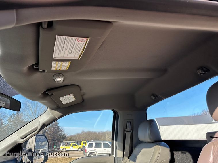 image for item FB3510 2017 Ford F350 Super Duty XL pickup truck