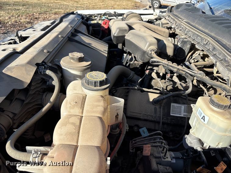 image for item FB3510 2017 Ford F350 Super Duty XL pickup truck