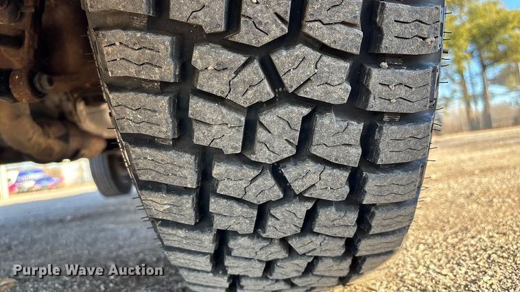 image for item FB3510 2017 Ford F350 Super Duty XL pickup truck