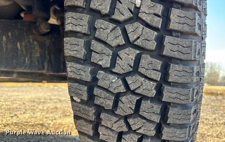 image for item FB3510 2017 Ford F350 Super Duty XL pickup truck