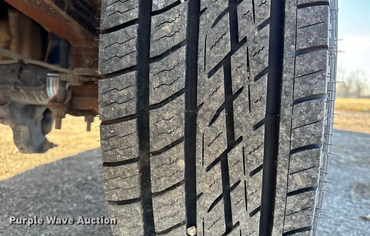 image for item FB3510 2017 Ford F350 Super Duty XL pickup truck