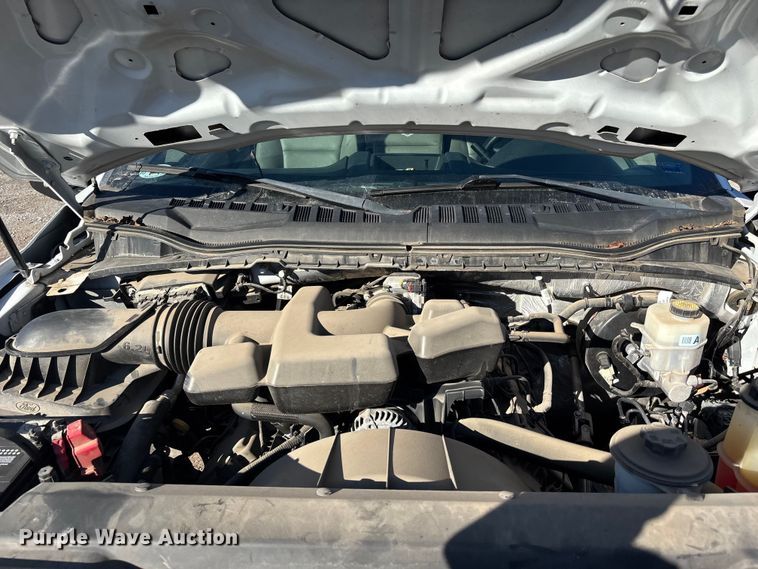 image for item FB3511 2018 Ford F350 Super Duty XL pickup truck