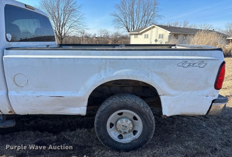 image for item FB3512 2008 Ford F250 Super Duty XL pickup truck