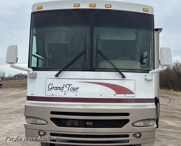 image for item FB3521 1998 Winnebago Grand Tour Vectra RV