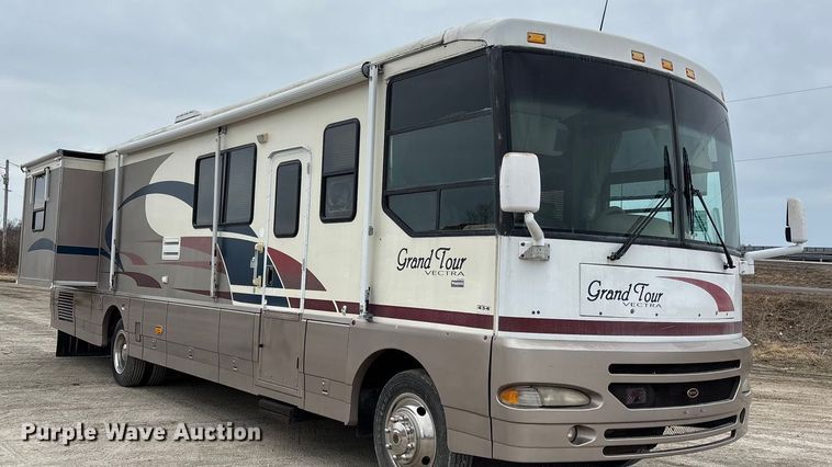 image for item FB3521 1998 Winnebago Grand Tour Vectra RV