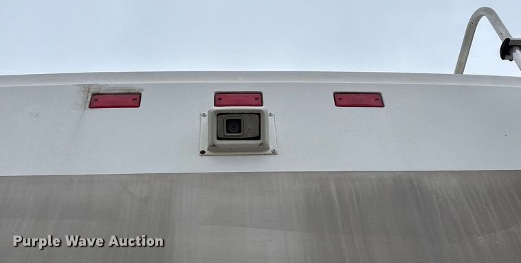 image for item FB3521 1998 Winnebago Grand Tour Vectra RV