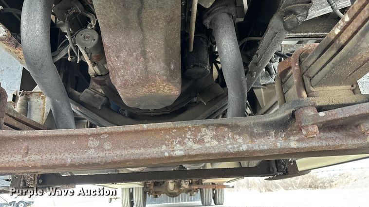 image for item FB3521 1998 Winnebago Grand Tour Vectra RV