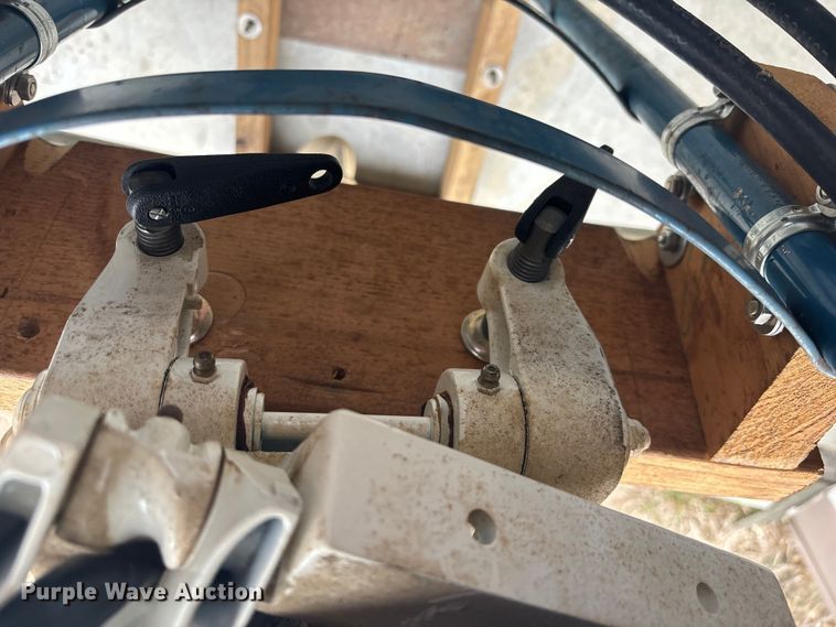 image for item FB3525 1990 Johnson 15  boat motor