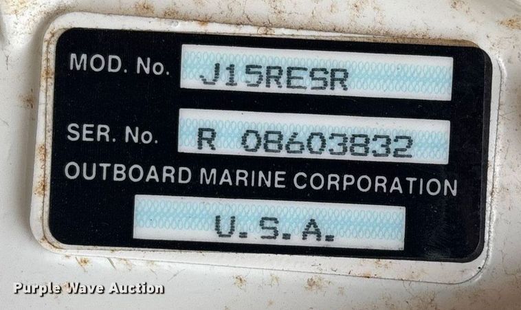 image for item FB3525 1990 Johnson 15  boat motor